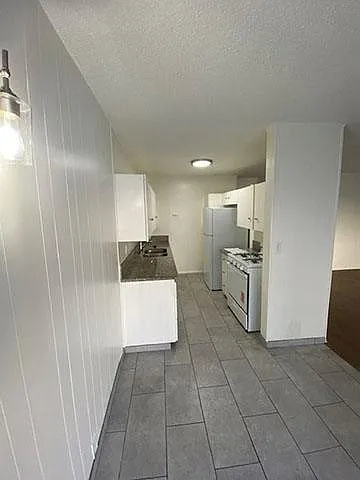 Floor plan 1 Bedroom. 1 Bathroom. 0 Half