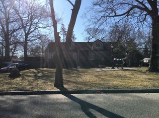 80 Newton Blvd, Ronkonkoma, NY 11779