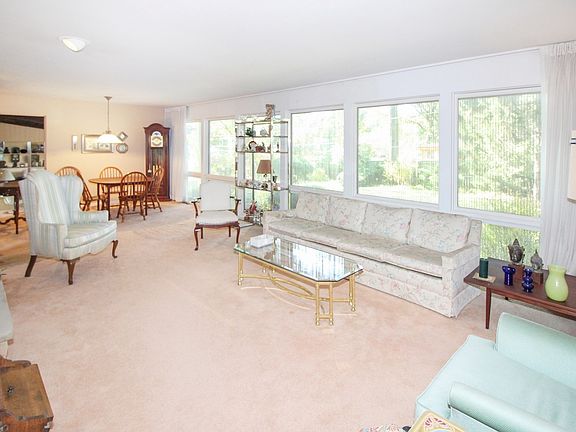 5th image of 14532 Oakley Ave