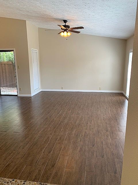 2nd image of 322 Willow Springs Ct