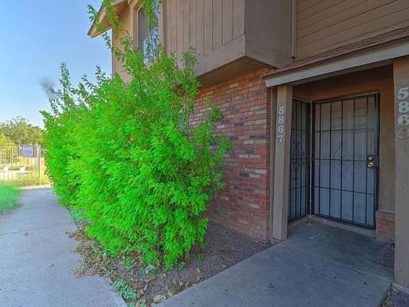4th image of 5867 N 59th Dr