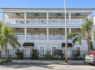 3205 Carondelet St Unit 101, New Orleans, LA 70115