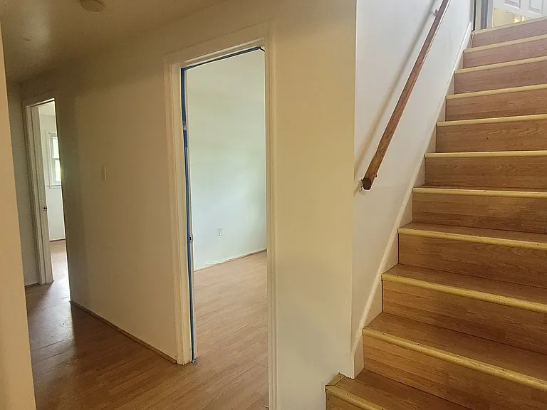 4419 Kentmore Dr — Photo 45