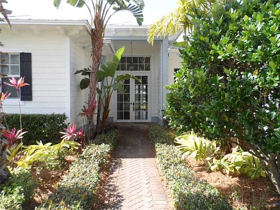 2nd image of 6615 Martinique Way