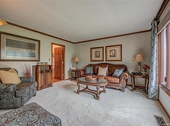 5th image of 1716 Arbor Way Dr