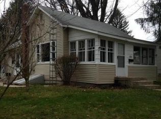 108 Alexander St, Bangor, MI