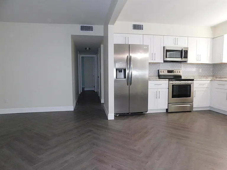 741 Hummingbird Way #2 — Photo 6