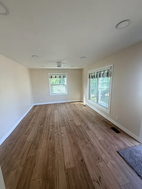 2 bed, 987 sqft, $1,150 — Photo 3