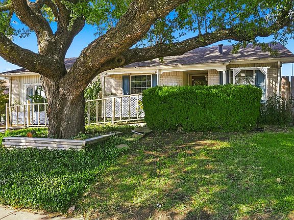 3rd image of 6305 Magnolia Ln