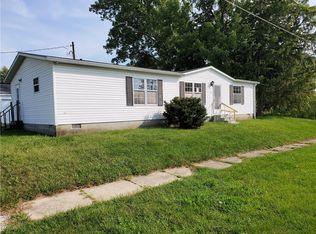 219 W Main St, Bainbridge, IN 46105