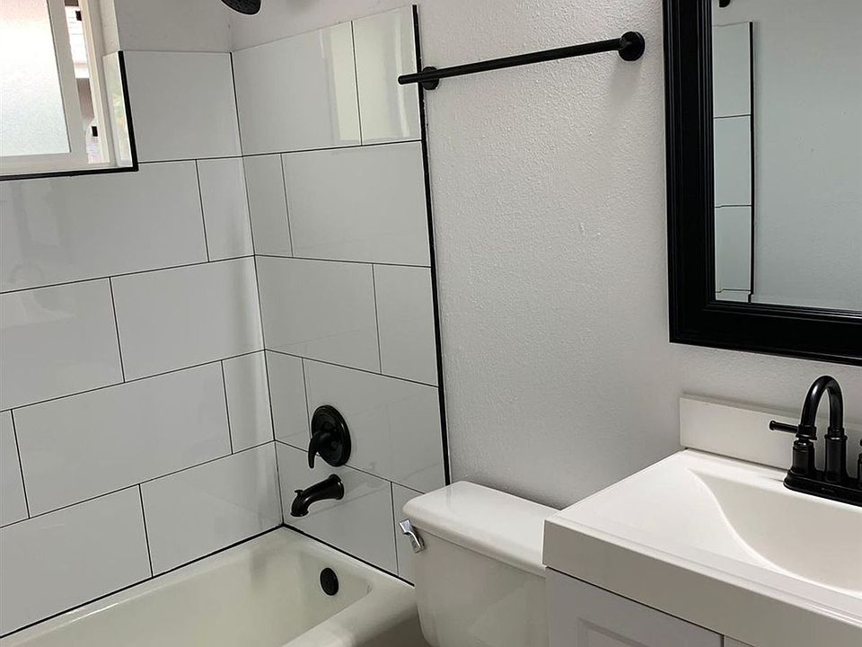 2nd image of 502 8th St NE #8-24