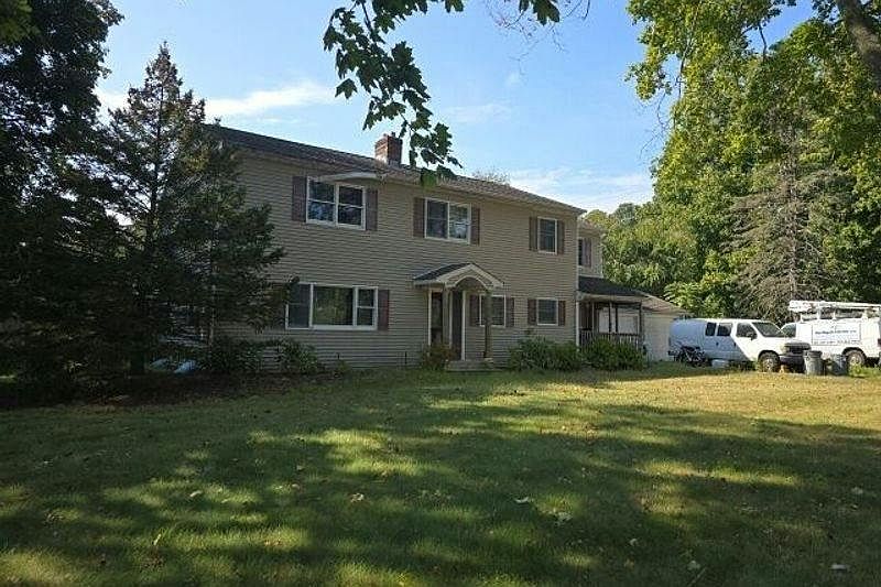 1st image of 2083 Wading River Manor Rd