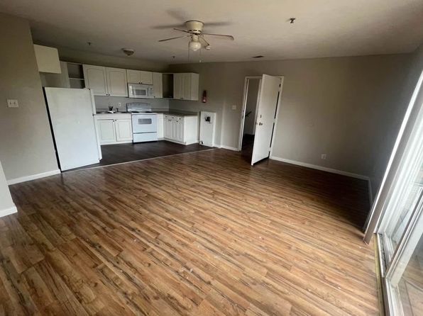 98 S Walnut St APT I