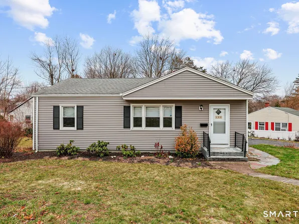 125 Twin Brook Rd, Hamden, CT 06514