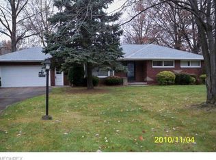 382 Yvonne Dr, Youngstown, OH 44505