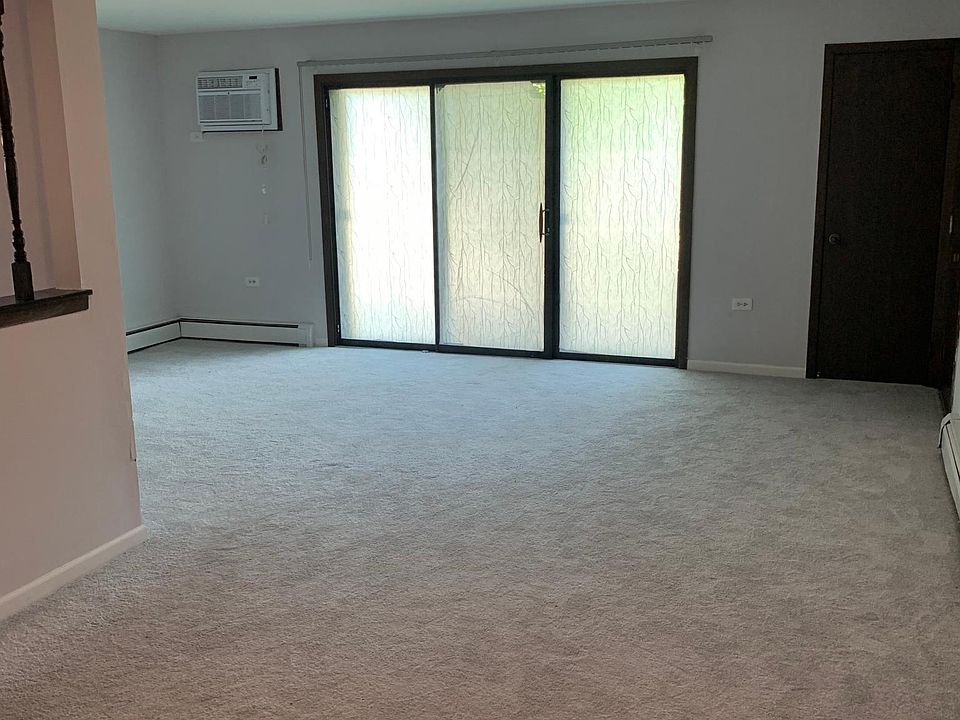 1st image of 8619 Lexington Cir