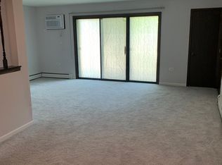 8619 Lexington Cir, Orland Park, IL