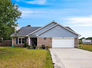 119 Spring Valley Dr, Raeford, NC 28376