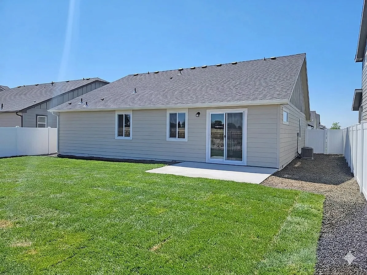 Building Photo - 1096 N Ryde Ave