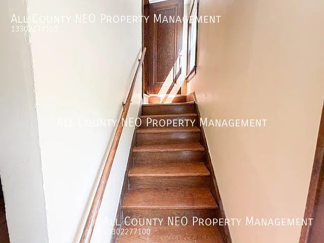 321 Grace Ave — Photo 20