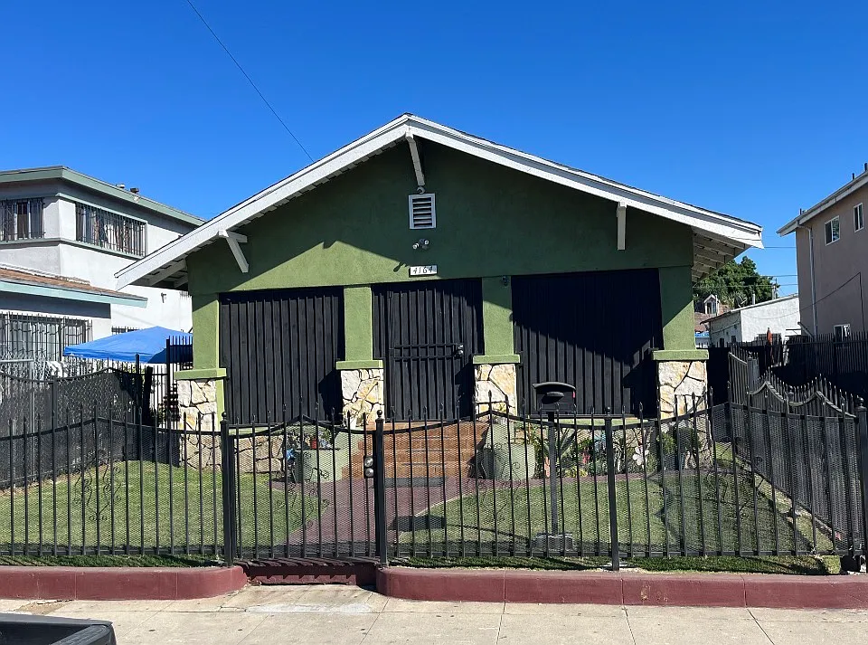 4 bed, 1428 sqft, $3,600 — Photo 3