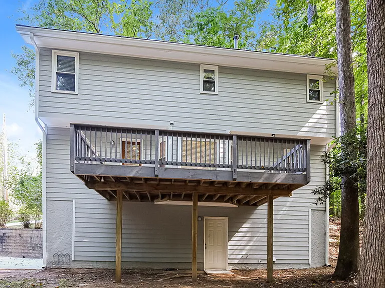 650 Kurtz Rd — Photo 16