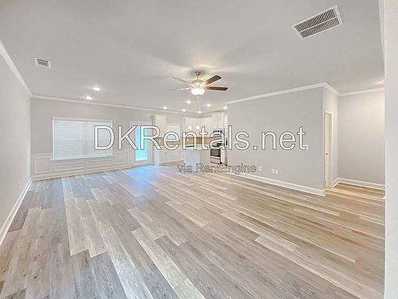 3rd image of 1466 Fern Ridge Ln #8
