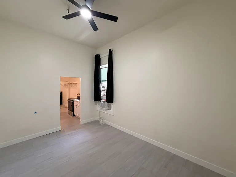 444 G St #32 — Photo 6