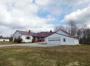 80 Back Rd, Abbot, ME 04406