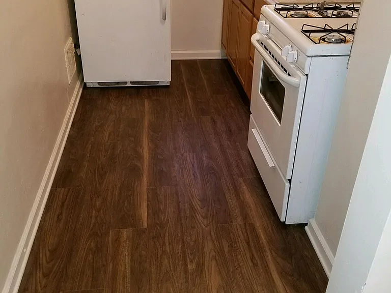 358 Morris Dr — Photo 3