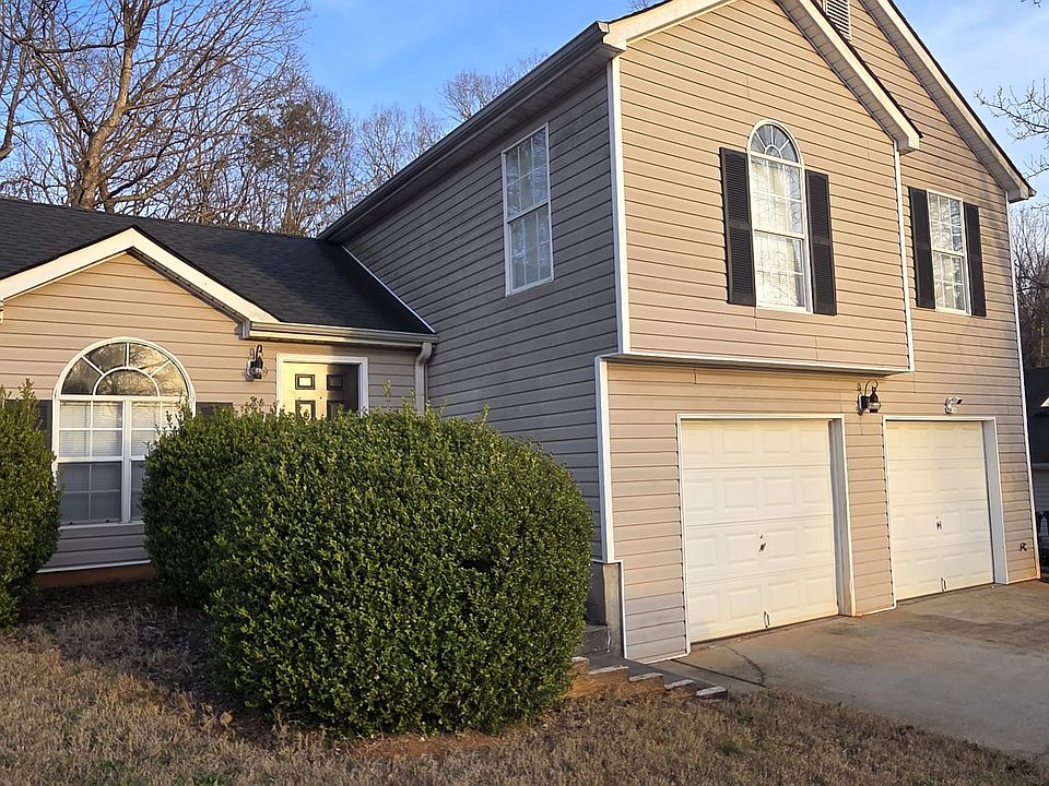 1st image of 629 Fieldcrest Dr