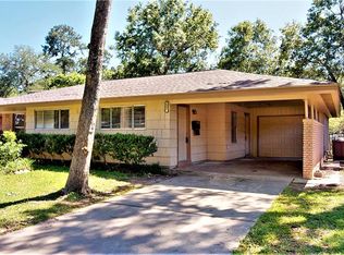 2806 Oak Dr, Dickinson, TX 77539
