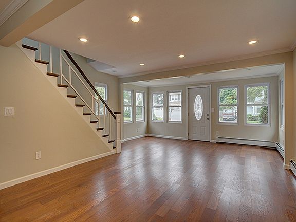 2nd image of 44 McKinley Ave