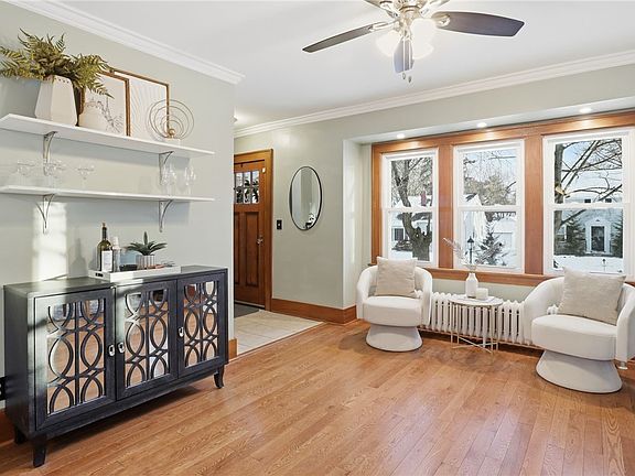 3rd image of 166 Orchard Dr