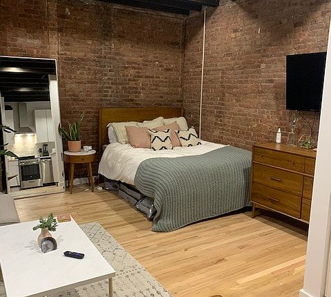2nd image of 203 Grand St #13