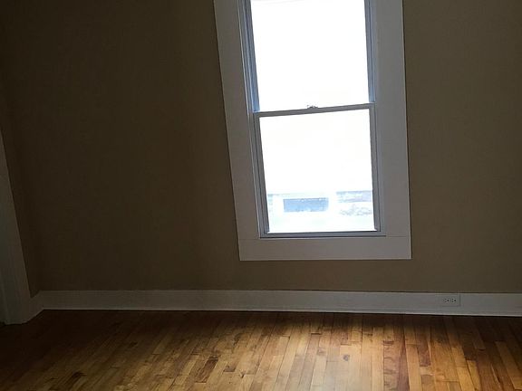 4th image of 9 Leroy St