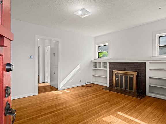 4th image of 7103 SE Rhone St