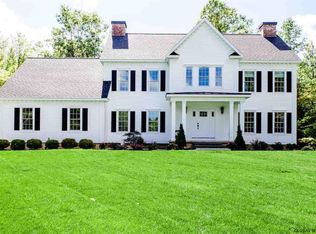 1 Rolling Green Dr, Saratoga Springs, NY 12866