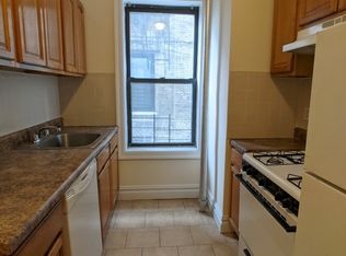 22-69 41st St #C2, Astoria, NY 11105