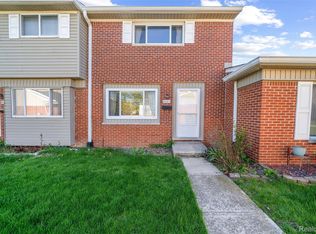 8083 Coventry St #98, Westland, MI 48185