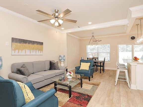 5th image of 3535 Mount Pleasant St