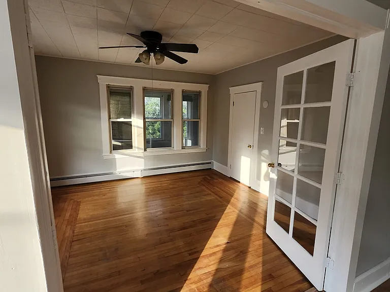 76 Abbott Ave #1 — Photo 5