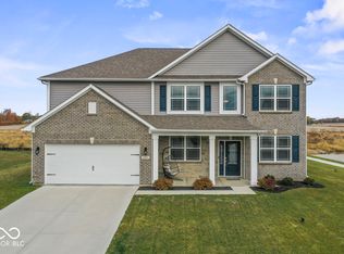 6400 Flag Stop Dr, Whitestown, IN 46075