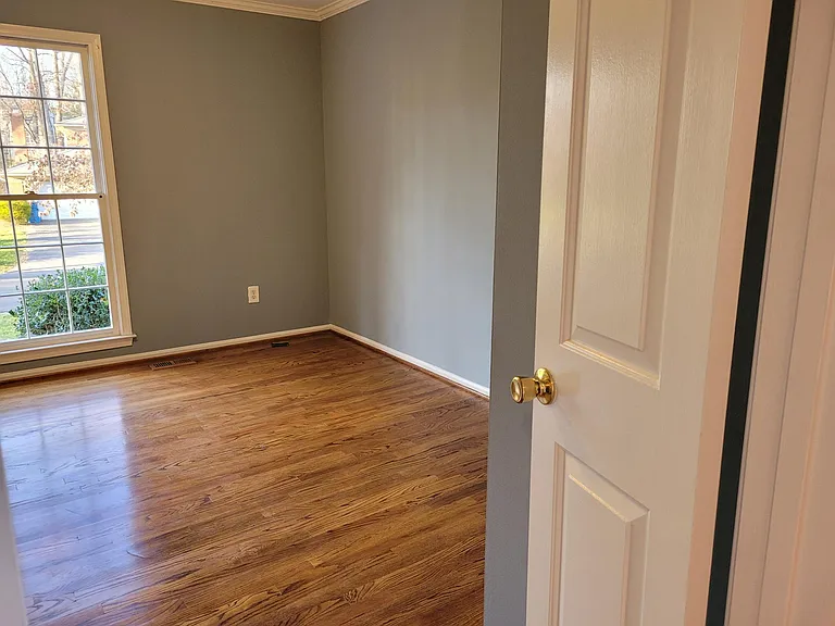Main-level MBR with sitting room/office