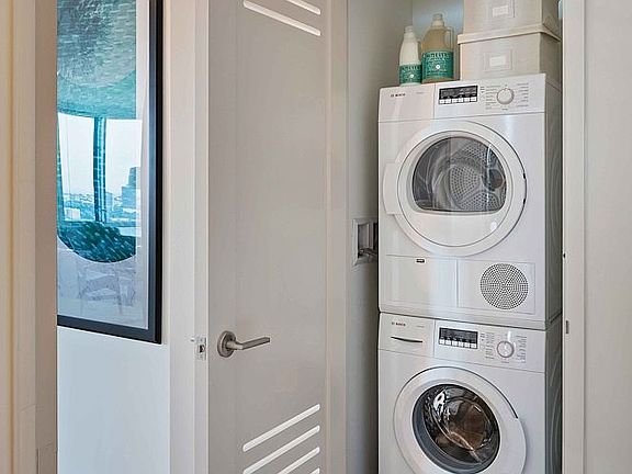 5th image of 605 W 42nd St APT 34N