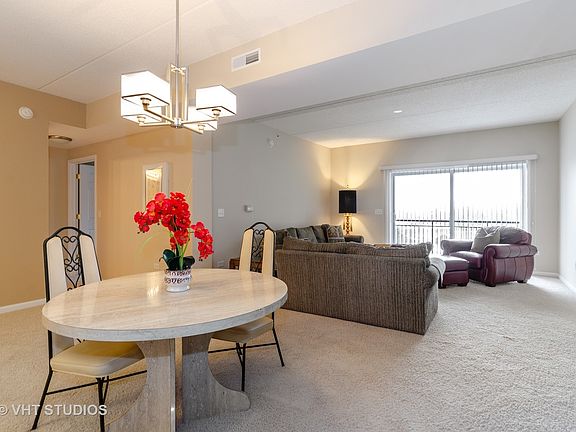 3rd image of 3451 N Carriageway Dr Unit 406