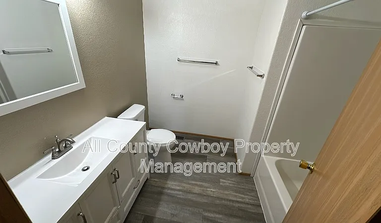 1564 Polk St #A — Photo 7
