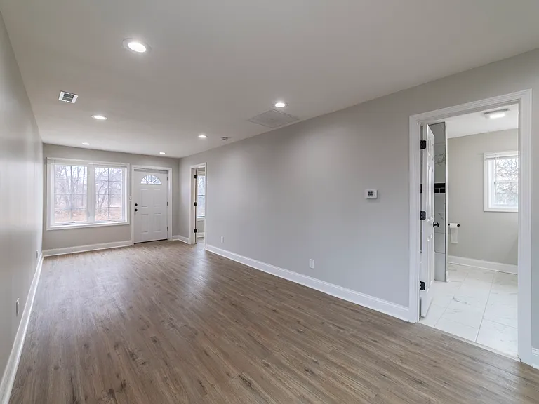 2545 Polk St — Photo 17