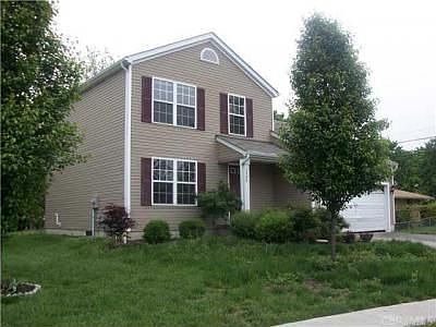 2nd image of 3300 Waverly Ct