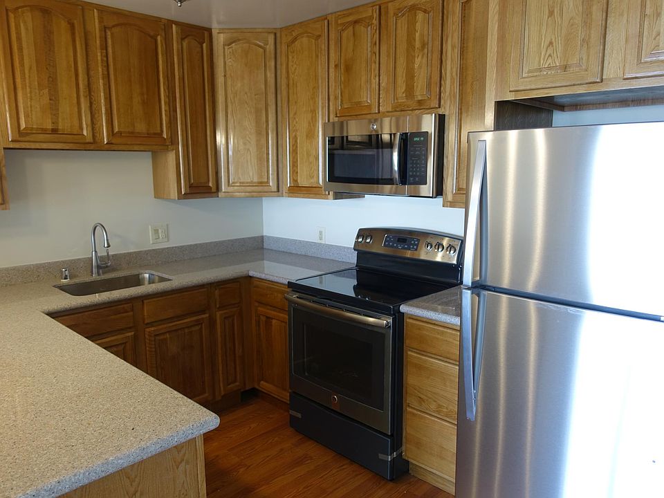 1st image of 60 Crestline Dr #1